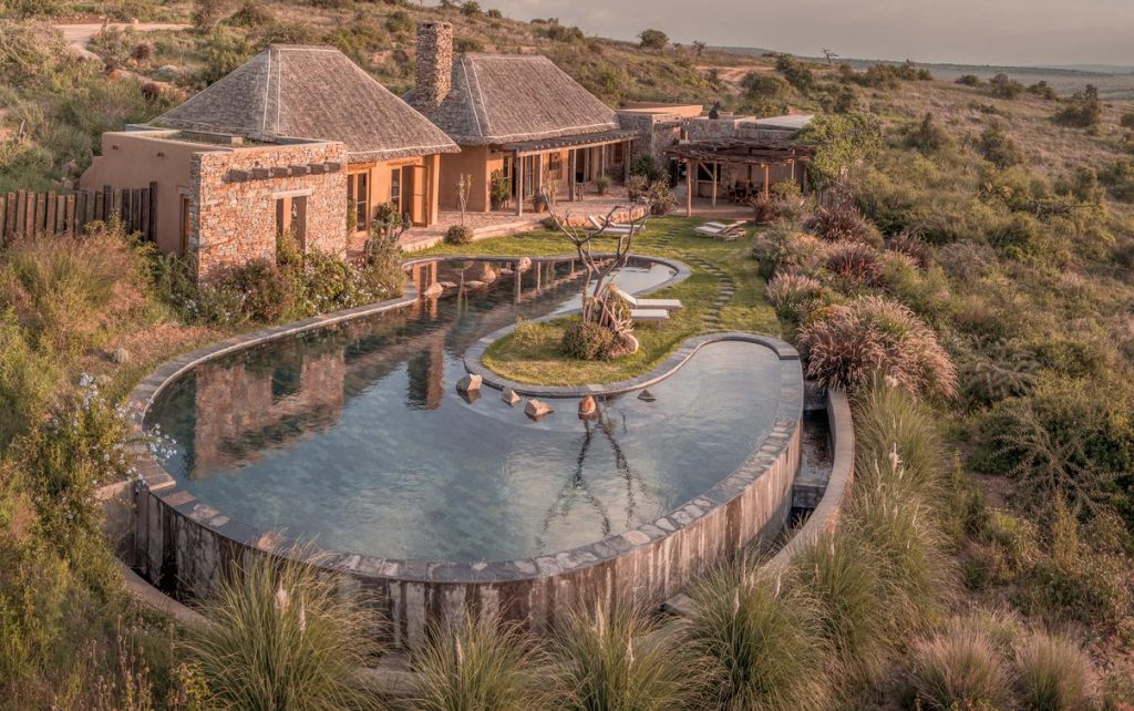 Kenya Luxury Safari Lodges: What Sets Them Apart 4 Luxury lodges in Kenya