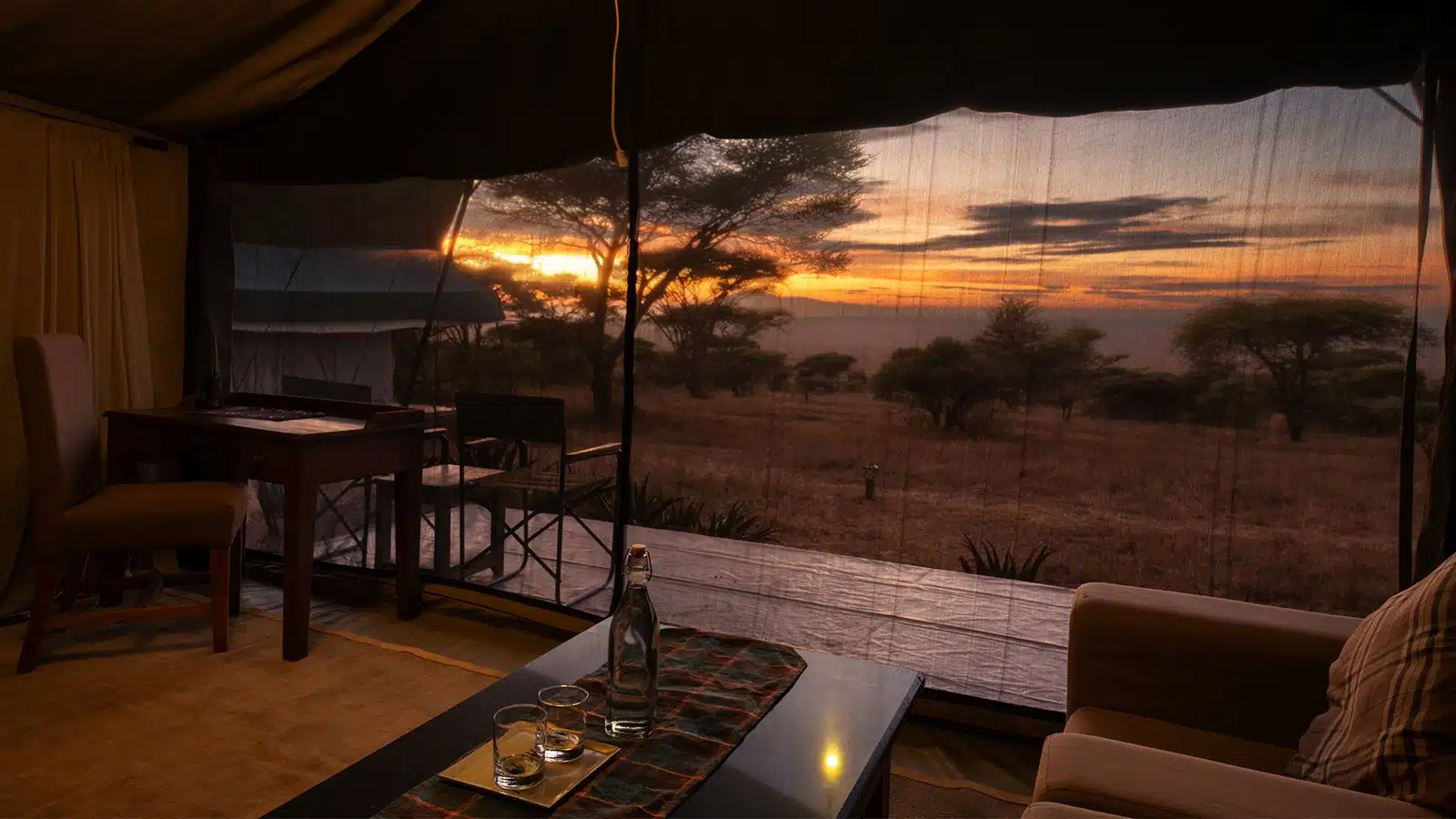 permanent lodge safari