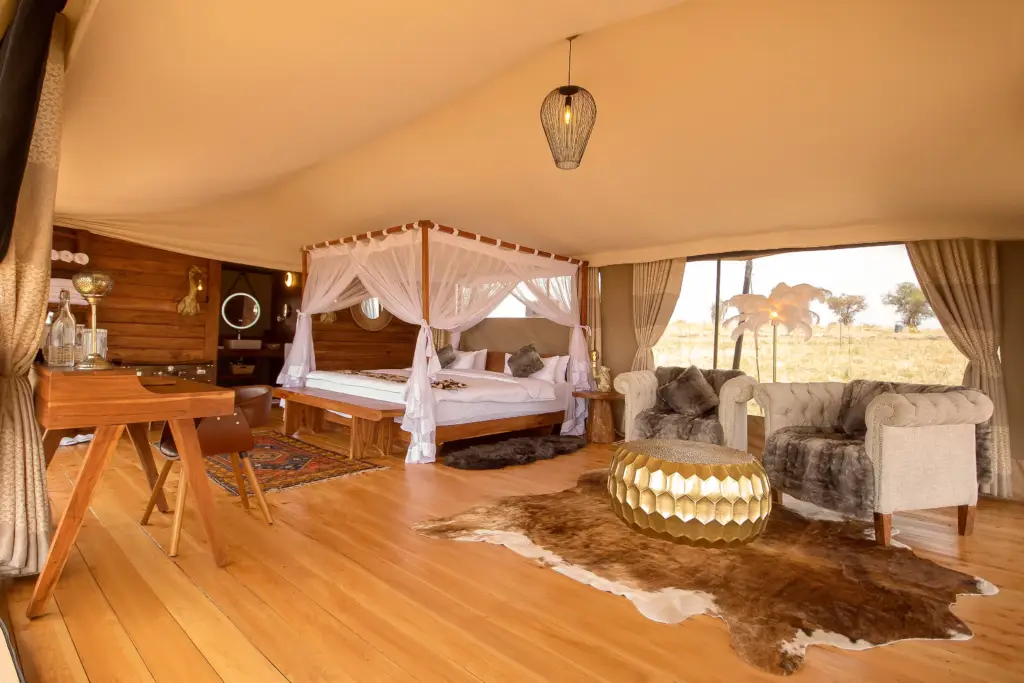 Serengeti Luxury Retreat – Luxury Tented Camp in Central Serengeti, Tanzania