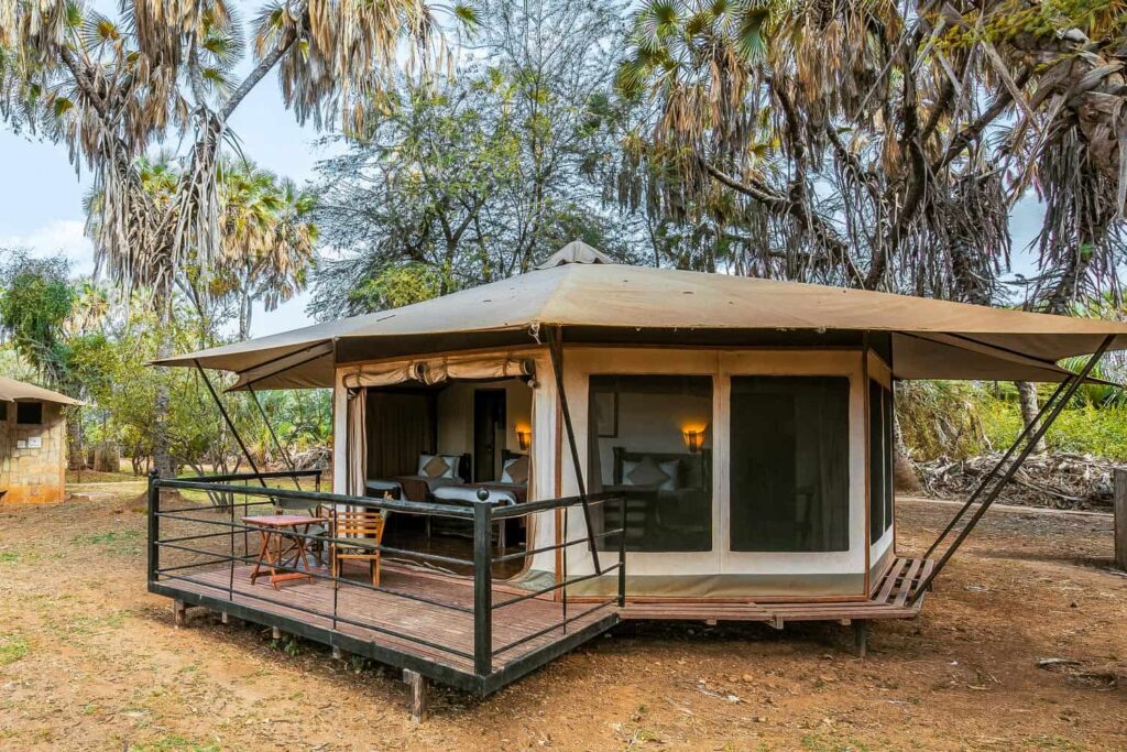 Ashnil Samburu Camp – Mid-Range Safari Camp in Buffalo Springs, Kenya