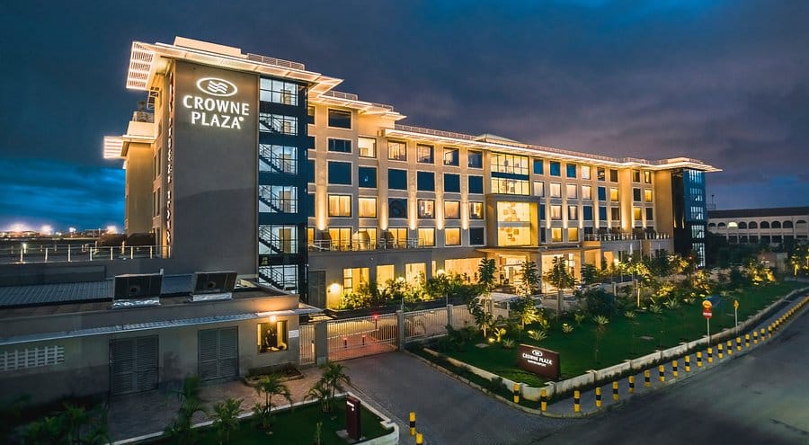 Crowne Plaza Nairobi Airport – Mid-Range Hotel near JKIA, Nairobi, Kenya