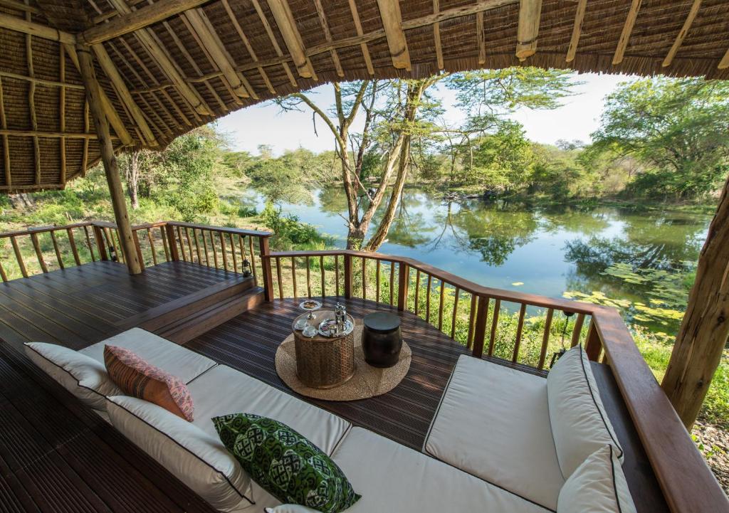 Finch Hattons Luxury Tented Camp – High-End Luxury in Tsavo West, Kenya
