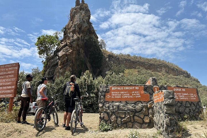 Cycling to Hell's Gate